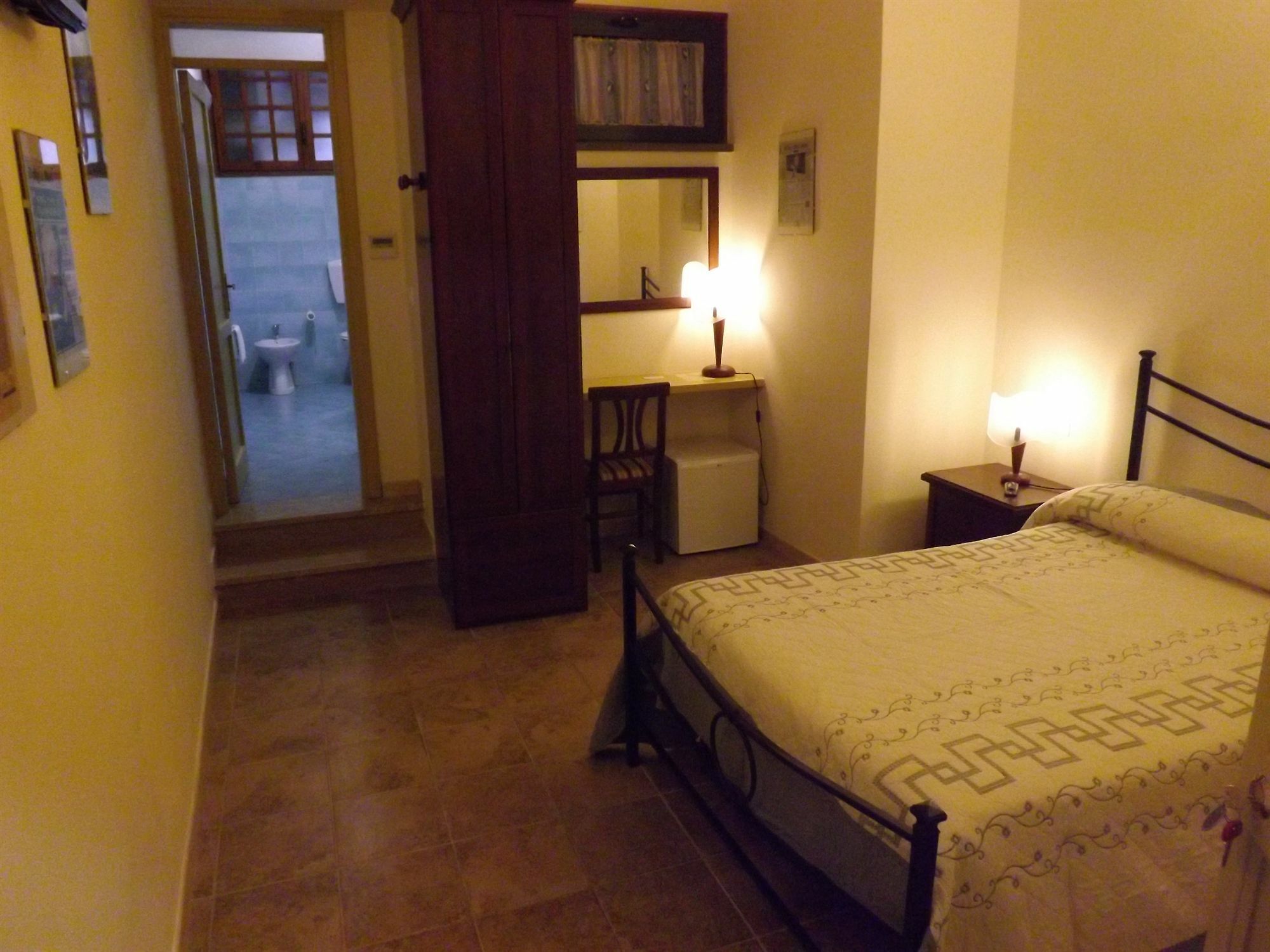 Camere Del Re Tarquinia Luaran gambar